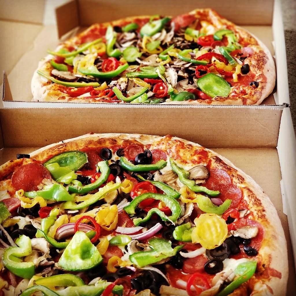 Victorias Pizza | restaurant | 259 Grange Rd, Guelph, ON N1E 6R5, Canada | 5198211000 OR +1 519-821-1000