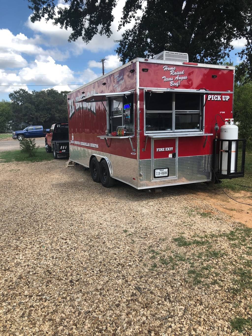 El Bulon | restaurant | 2008 E Main St, Como, TX 75431, USA | 9033484325 OR +1 903-348-4325