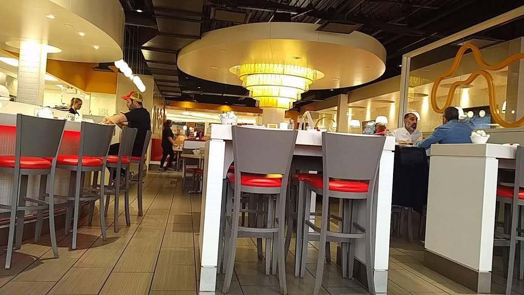 allô! mon coco - Place Vertu | restaurant | 3131 Boulevard de la Côte-Vertu Entrance 4, Montréal, QC H4R 1Y8, Canada | 5145443100 OR +1 514-544-3100