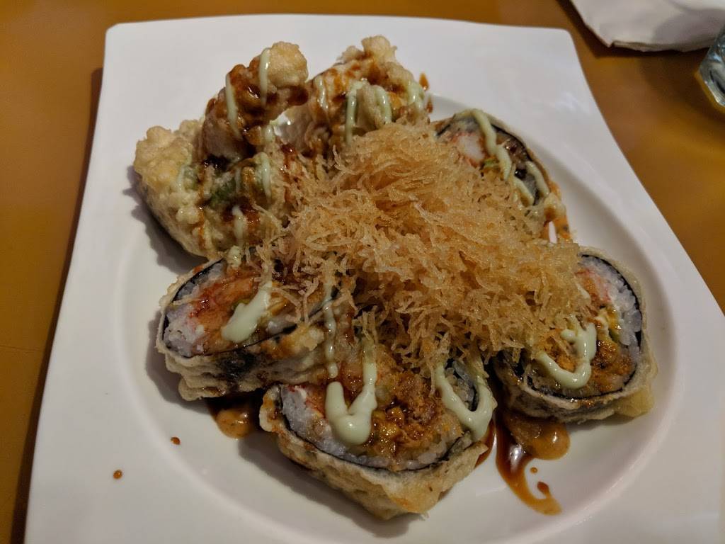 Kinta Sushi | restaurant | 135 Hiawatha Dr, Carol Stream, IL 60188, USA | 6302609557 OR +1 630-260-9557