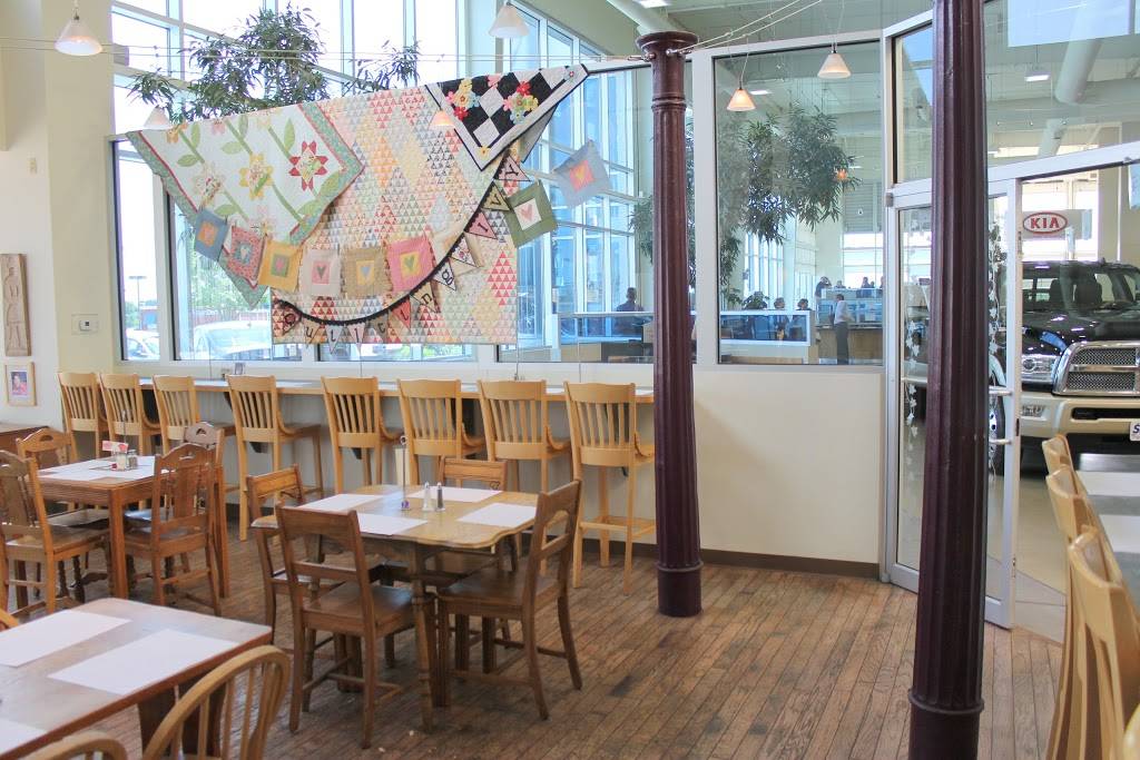 Ivy Bake Shoppe & Cafe | restaurant | 309 S Gear Ave, West Burlington, IA 52655, USA | 3197524981 OR +1 319-752-4981