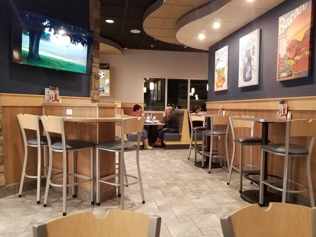 Culvers | restaurant | 889 W Mitchell Hammock Rd, Oviedo, FL 32765, USA | 4075425238 OR +1 407-542-5238