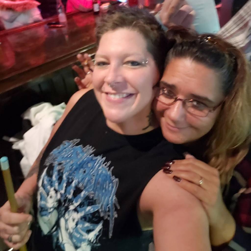 Aces Pub | restaurant | 3215 S 18th St # C, Lafayette, IN 47909, USA | 7652699943 OR +1 765-269-9943