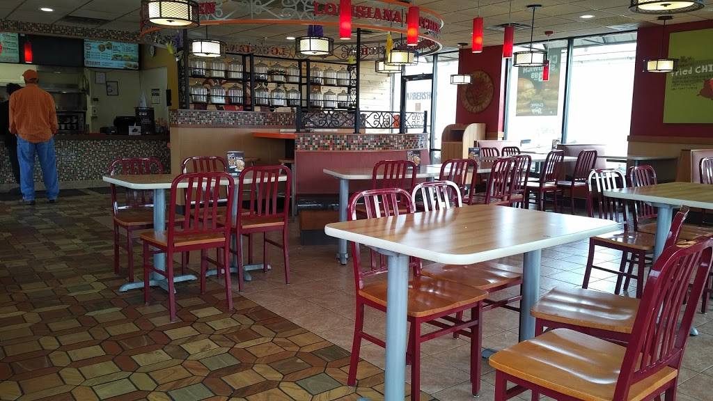 Popeyes Louisiana Kitchen | restaurant | 11240 Veterans Memorial Dr, Houston, TX 77067, USA | 2818470506 OR +1 281-847-0506