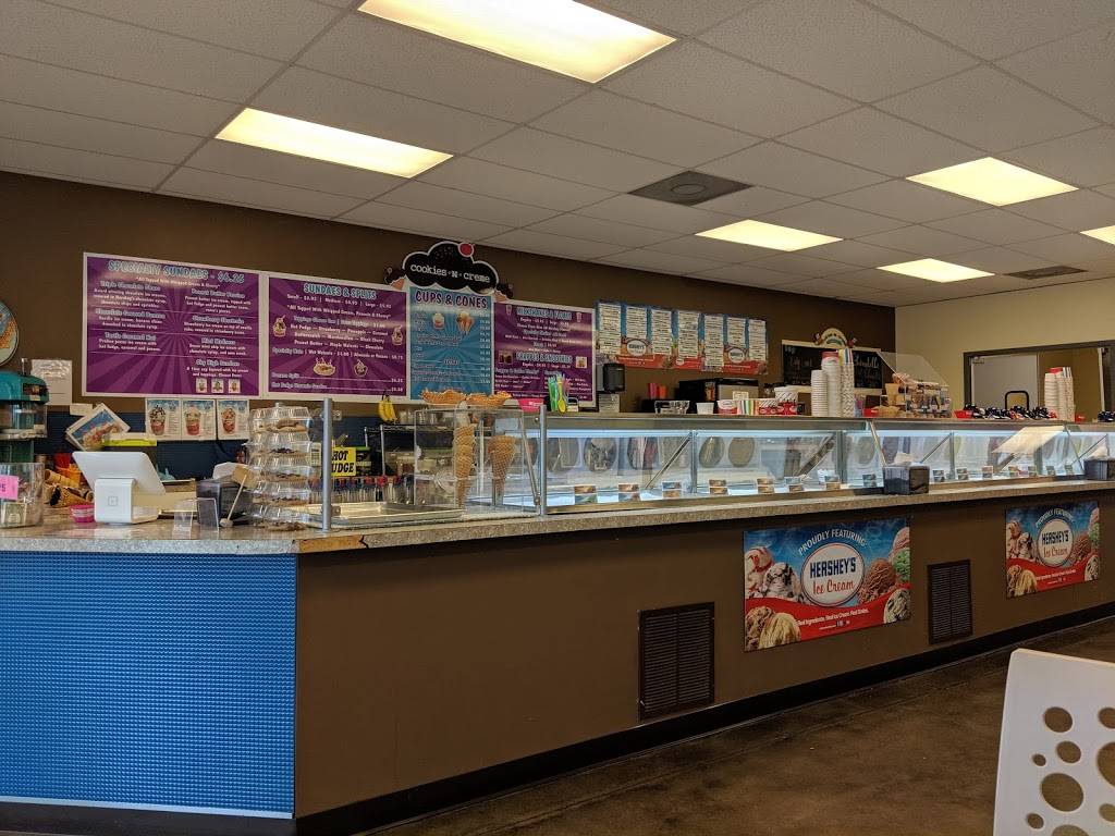 Cookies N Creme Ice Cream & More | bakery | 117 N Pilot Knob Rd, Denver, NC 28037, USA | 7048202855 OR +1 704-820-2855