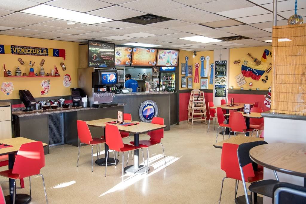 La Taguara | restaurant | 3502 E Washington Ave, Madison, WI 53704, USA | 6087219100 OR +1 608-721-9100