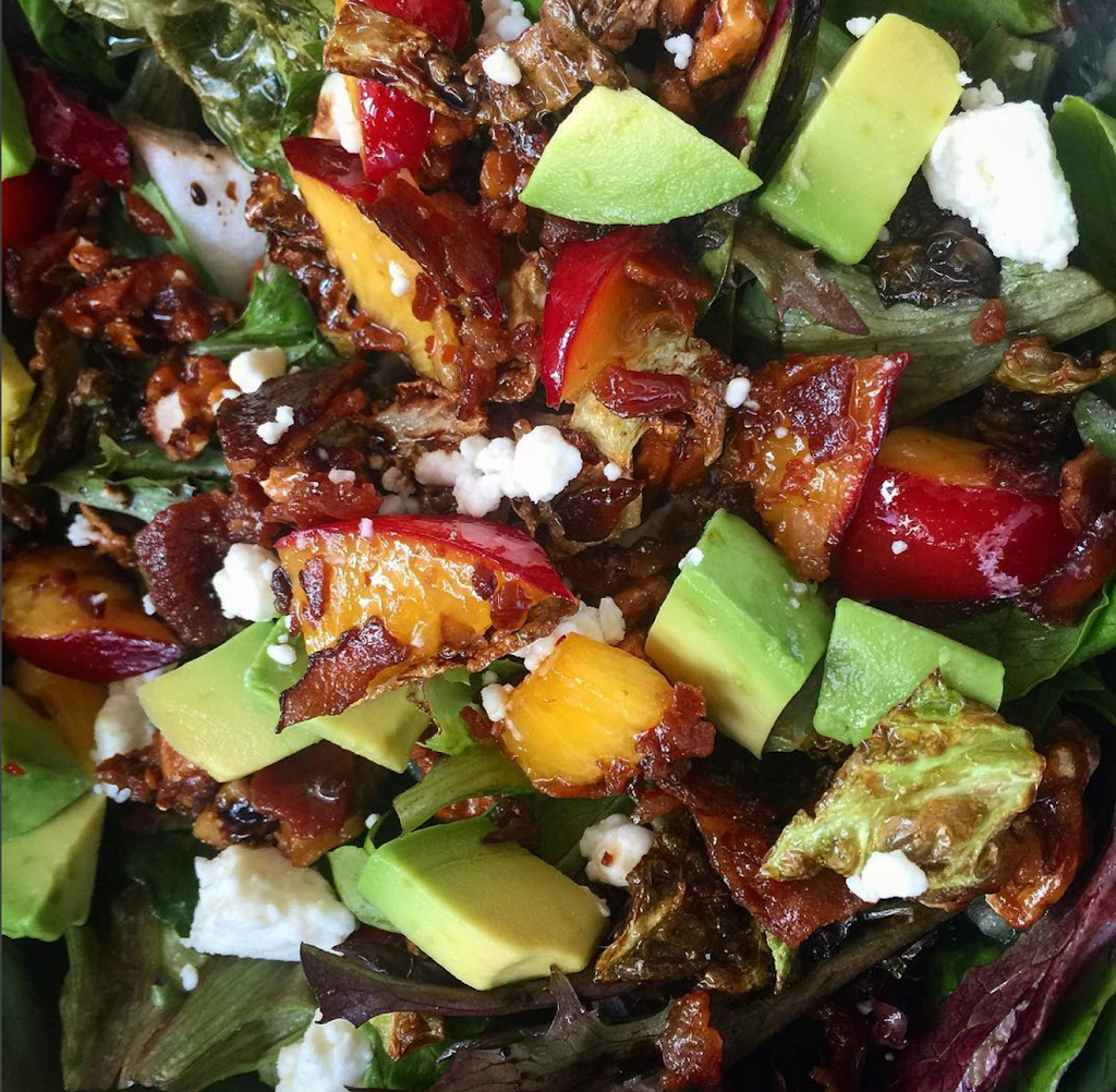 Locale | restaurant | 1727 18th St, Bakersfield, CA 93301, USA | 6613229090 OR +1 661-322-9090