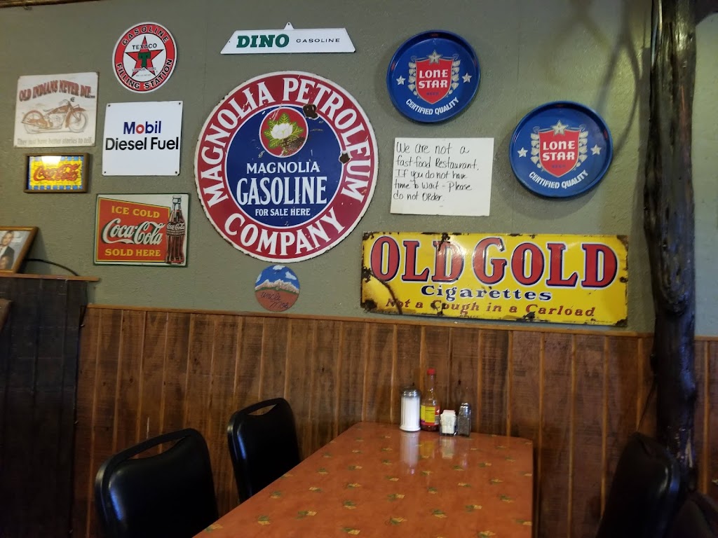 Uncle Moes Country Kitchen | restaurant | 418 S Main St, Cotulla, TX 78014, USA | 8308799981 OR +1 830-879-9981