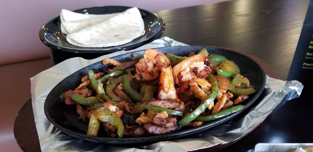 Tomatillos Authentic Mexican | restaurant | 2285 W Dublin Granville Rd #123, Worthington, OH 43085, USA | 6149877999 OR +1 614-987-7999