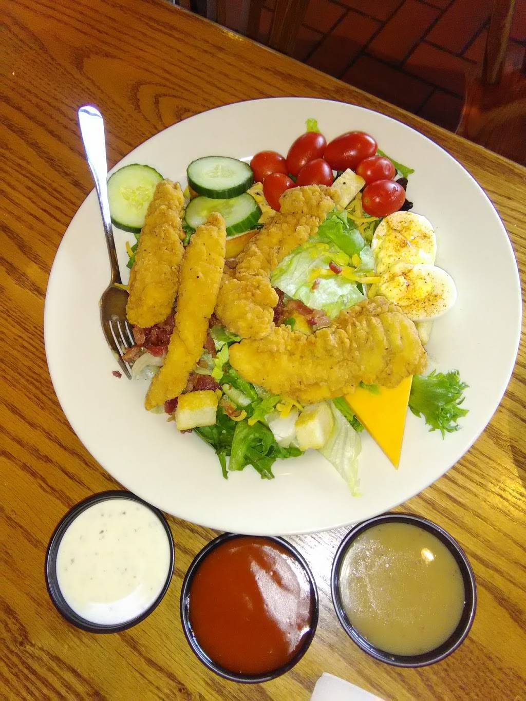 Cracker Barrel Old Country Store | restaurant | 145 Prospect Hill Rd, East Windsor, CT 06088, USA | 8606238824 OR +1 860-623-8824