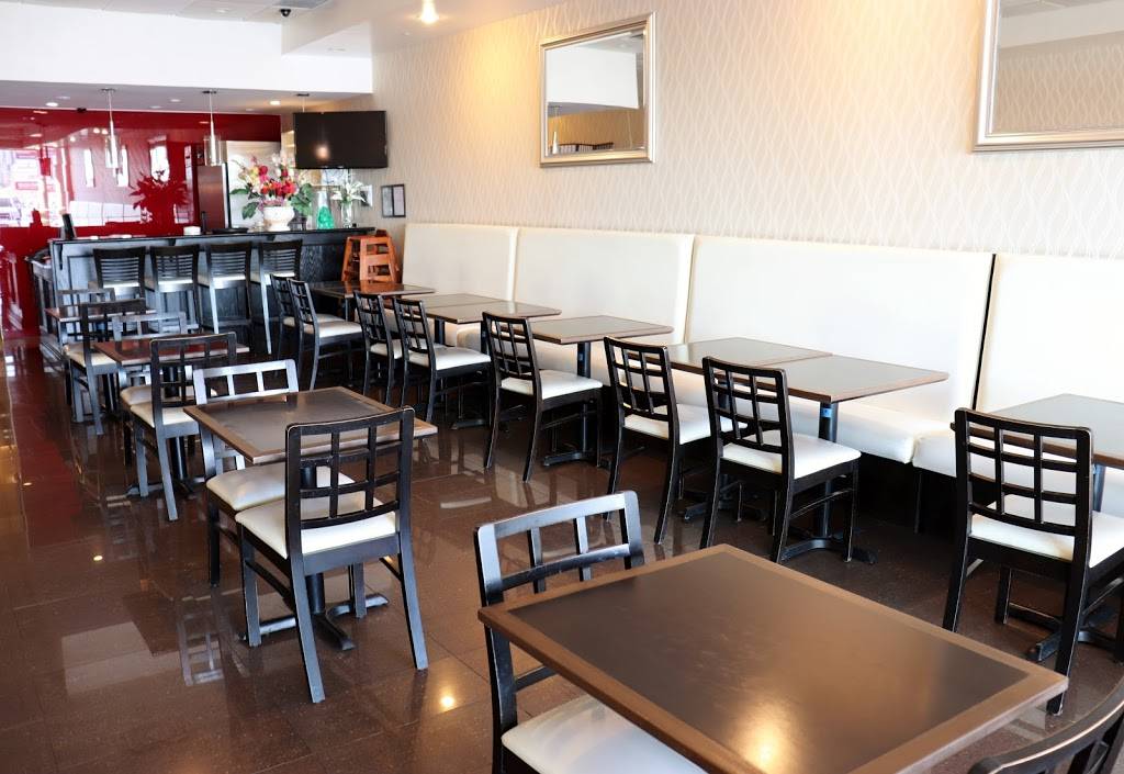 Pho House | restaurant | 5230 Dundas St W, Etobicoke, ON M9B 1A8, Canada | 4168505935 OR +1 416-850-5935