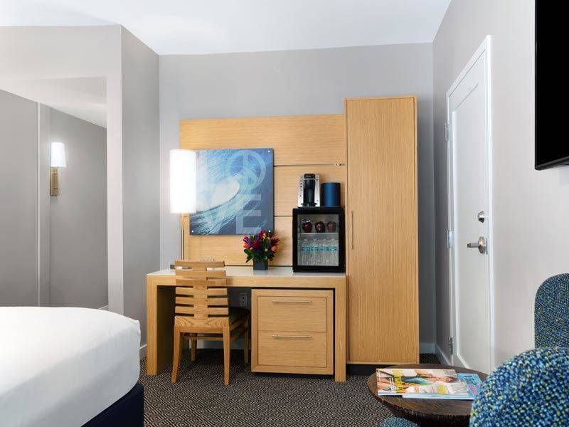 The Landon Hotel Miami | restaurant | 9660 E Bay Harbor Dr, Bay Harbor Islands, FL 33154, USA | 3058684141 OR +1 305-868-4141