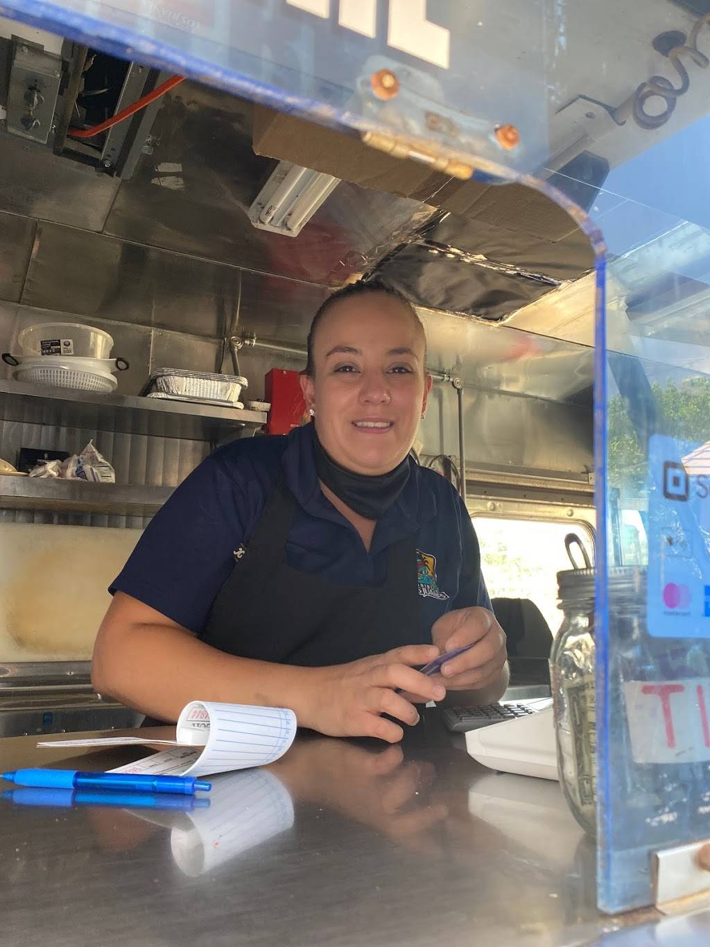 Mariscos Los Juanes | restaurant | 8121 Wharton Ave, Lamont, CA 93241, USA | 6613841338 OR +1 661-384-1338