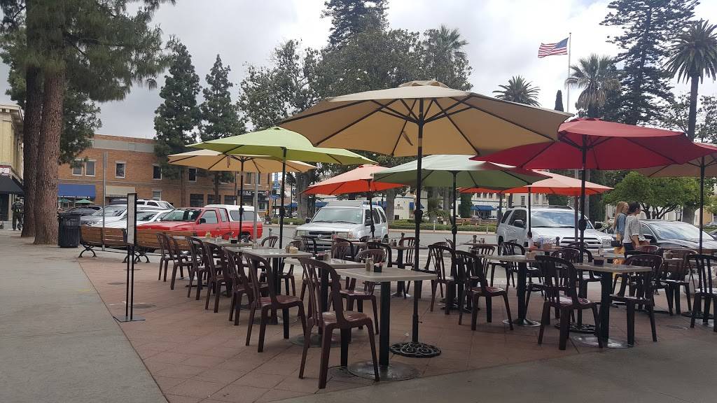 Felix Continental Cafe | cafe | 36 Plaza Square, Orange, CA 92866, USA | 7146335842 OR +1 714-633-5842