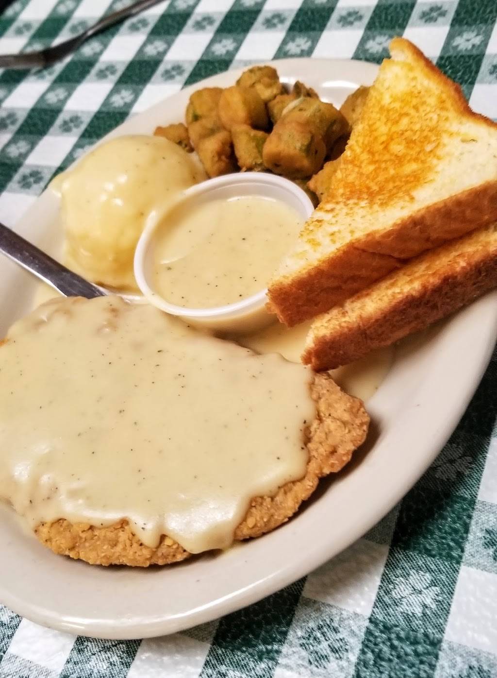 Pats Place | restaurant | 202 S Union Ave, New Braunfels, TX 78130, USA | 8306259070 OR +1 830-625-9070