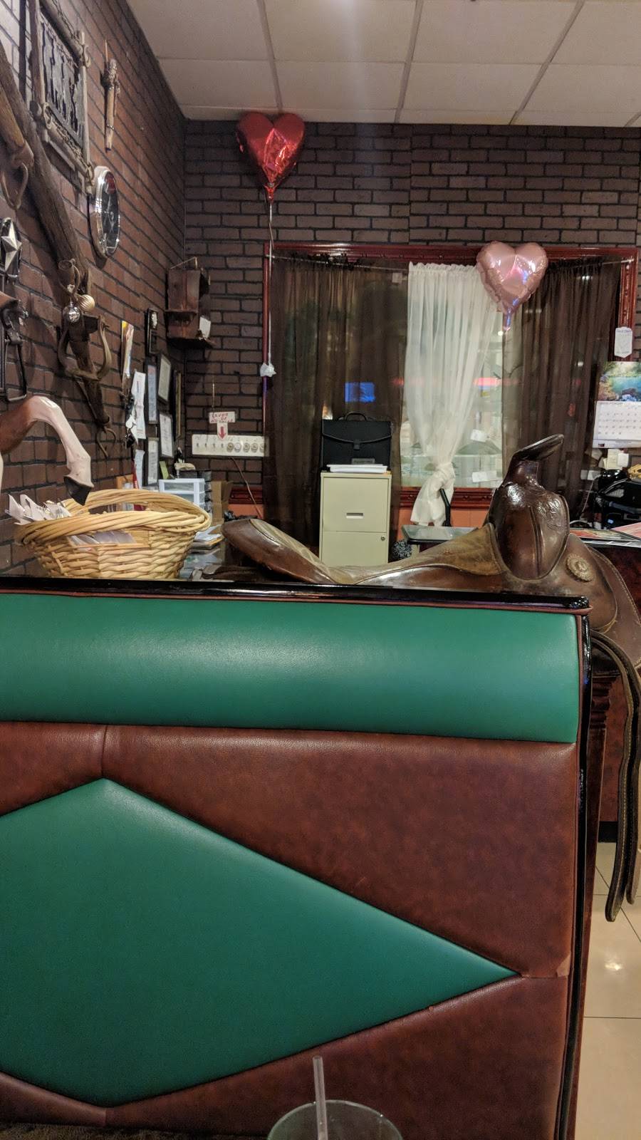 El Caballo De Oro | restaurant | 1170 S Neosho Blvd, Neosho, MO 64850, USA | 4173552582 OR +1 417-355-2582