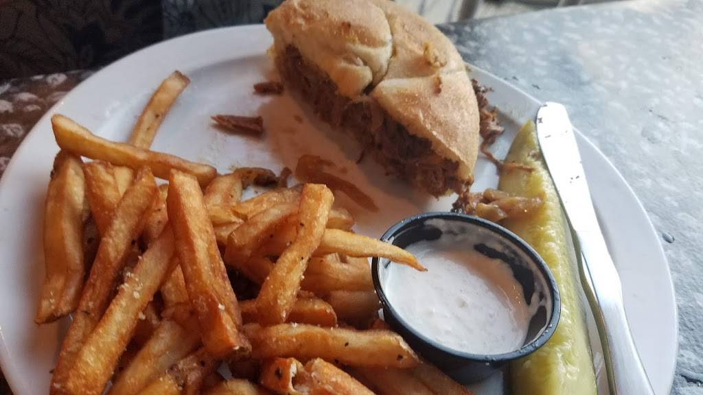 Wilson Boat House Restaurant | restaurant | 57 Harbor St, Wilson, NY 14172, USA | 7167516060 OR +1 716-751-6060