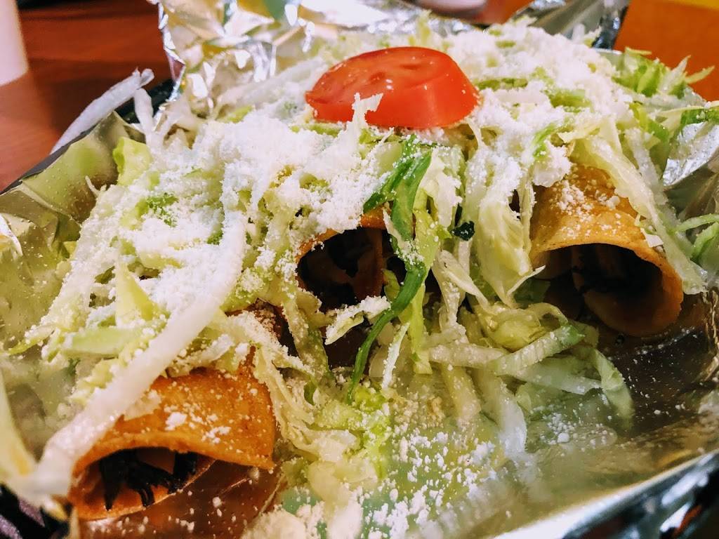 Paleteria El Tajin | restaurant | 923 E Broadway, Columbia, MO 65201, USA | 5735076068 OR +1 573-507-6068