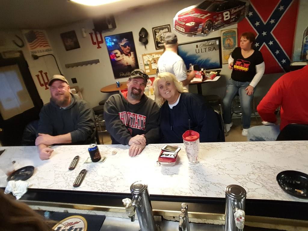 Mecca Cafe | restaurant | 103 N State St, West Harrison, IN 47060, USA | 8126379125 OR +1 812-637-9125