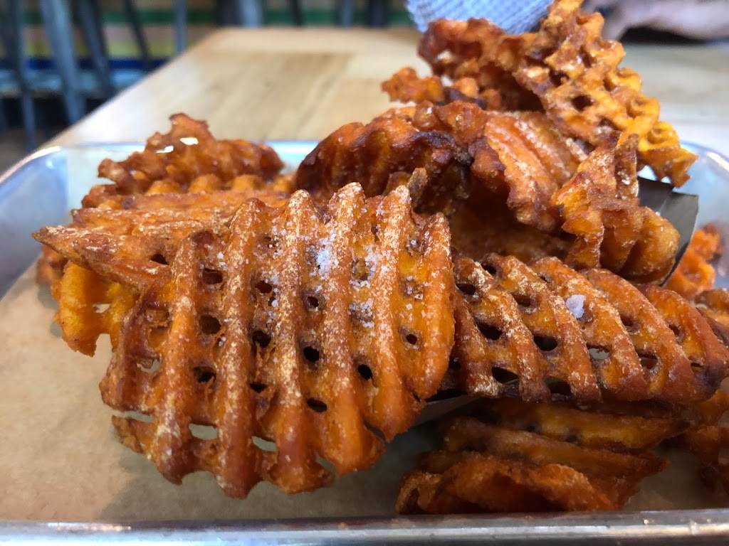 Beauvine Burger Concept | restaurant | 1501 W Main St, Richmond, VA 23220, USA | 8045925592 OR +1 804-592-5592