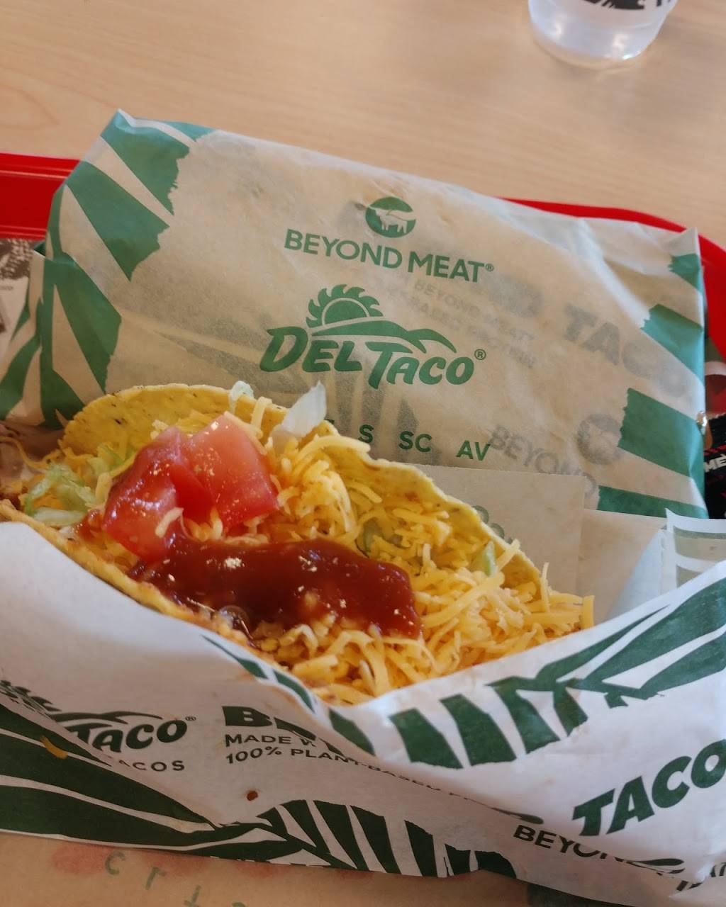 Del Taco | meal takeaway | 2602 Hilltop Dr, Redding, CA 96002, USA | 5302240888 OR +1 530-224-0888