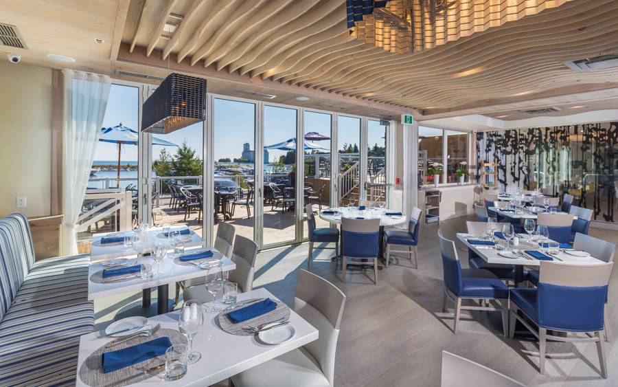 Lakeside Seafood & Grill | restaurant | 9 Harbour St E, Collingwood, ON L9Y 5B5, Canada | 7054463274 OR +1 705-446-3274