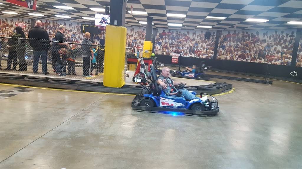 St. Louis Incredible Pizza Company | restaurant | 5254 Lindbergh Blvd, St. Louis, MO 63126, USA | 3142828742 OR +1 314-282-8742