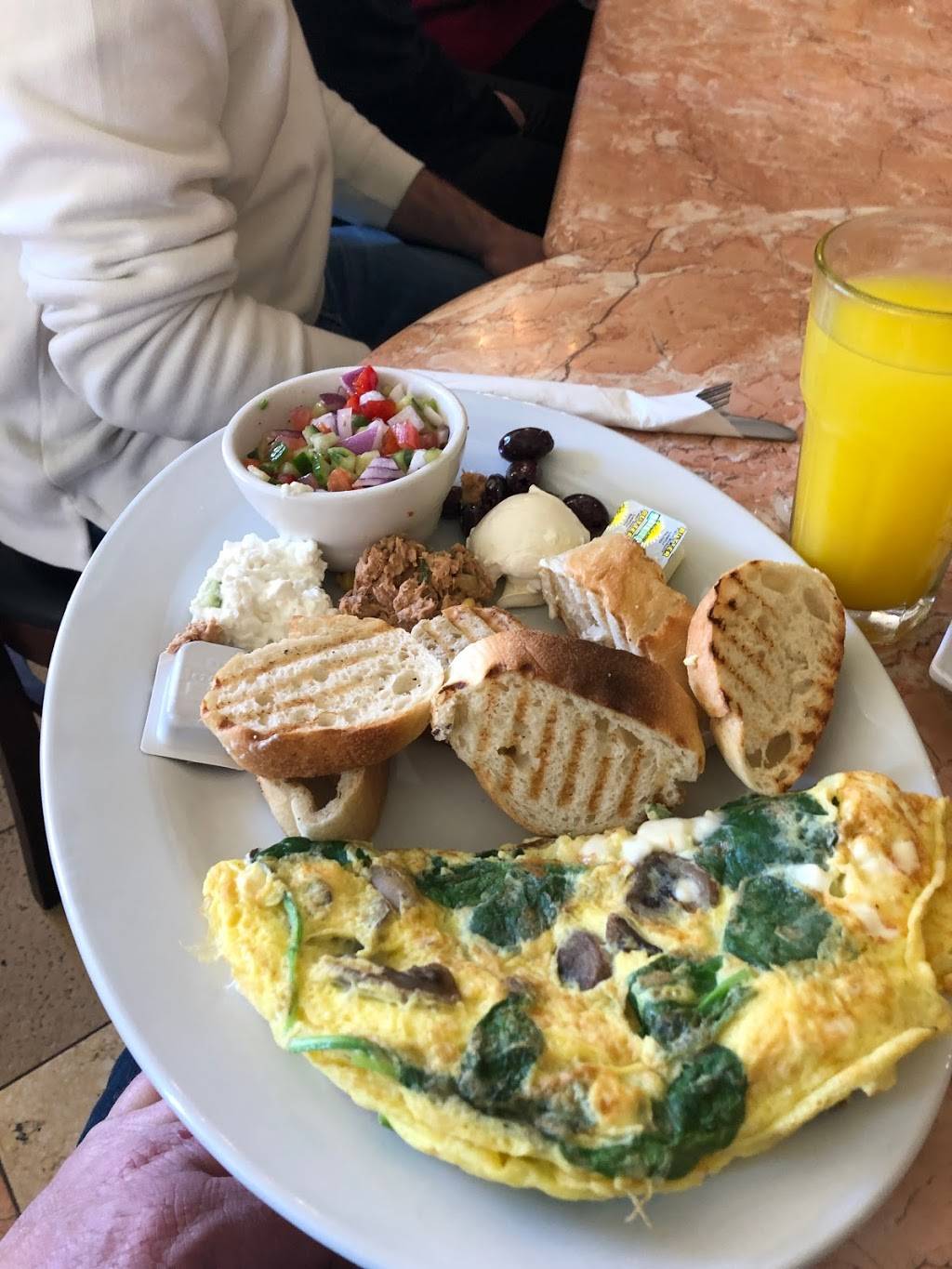 Leone Café | cafe | 400 S Rampart Blvd #10165, Las Vegas, NV 89145, USA | 7026845853 OR +1 702-684-5853