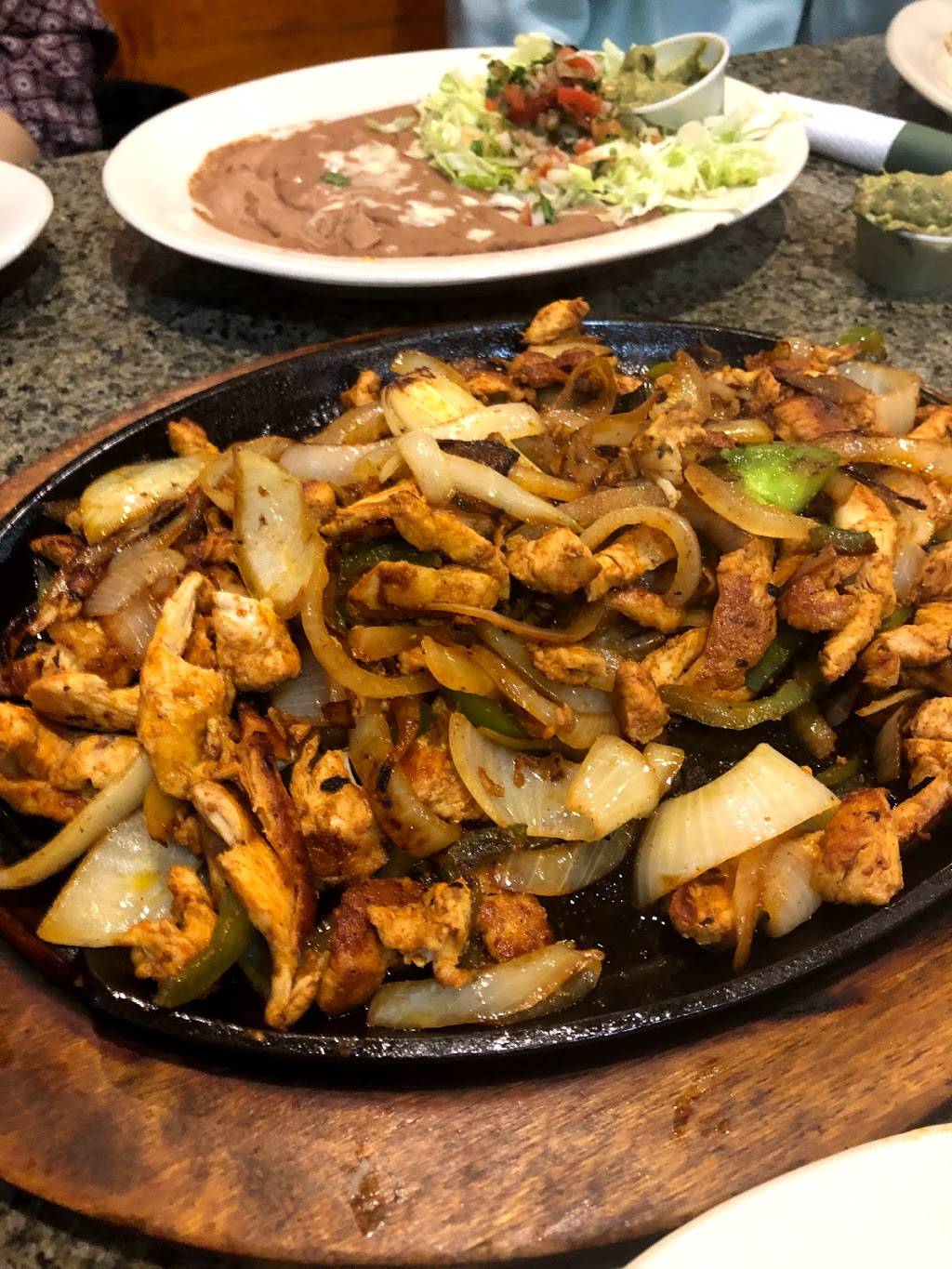 El Potrillo | restaurant | 100 Laurel Park Dr A, Flowood, MS 39232, USA | 6019399900 OR +1 601-939-9900