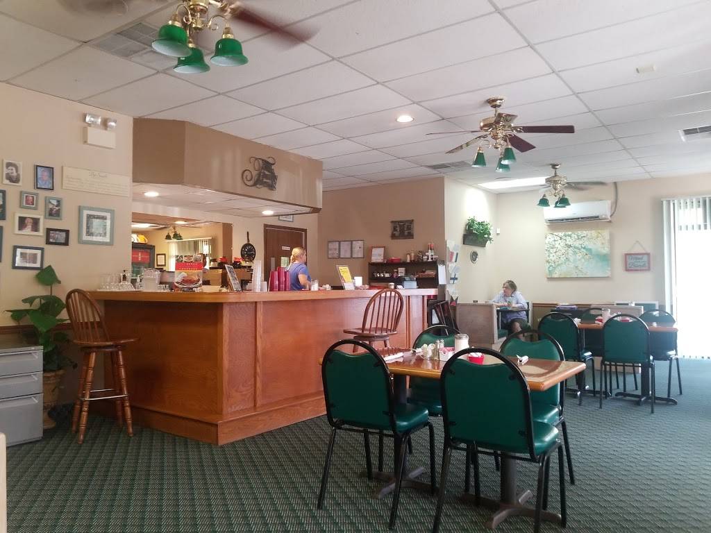 Muddies Diner | restaurant | 1637 N Cocoa Blvd, Cocoa, FL 32922, USA | 3217358864 OR +1 321-735-8864