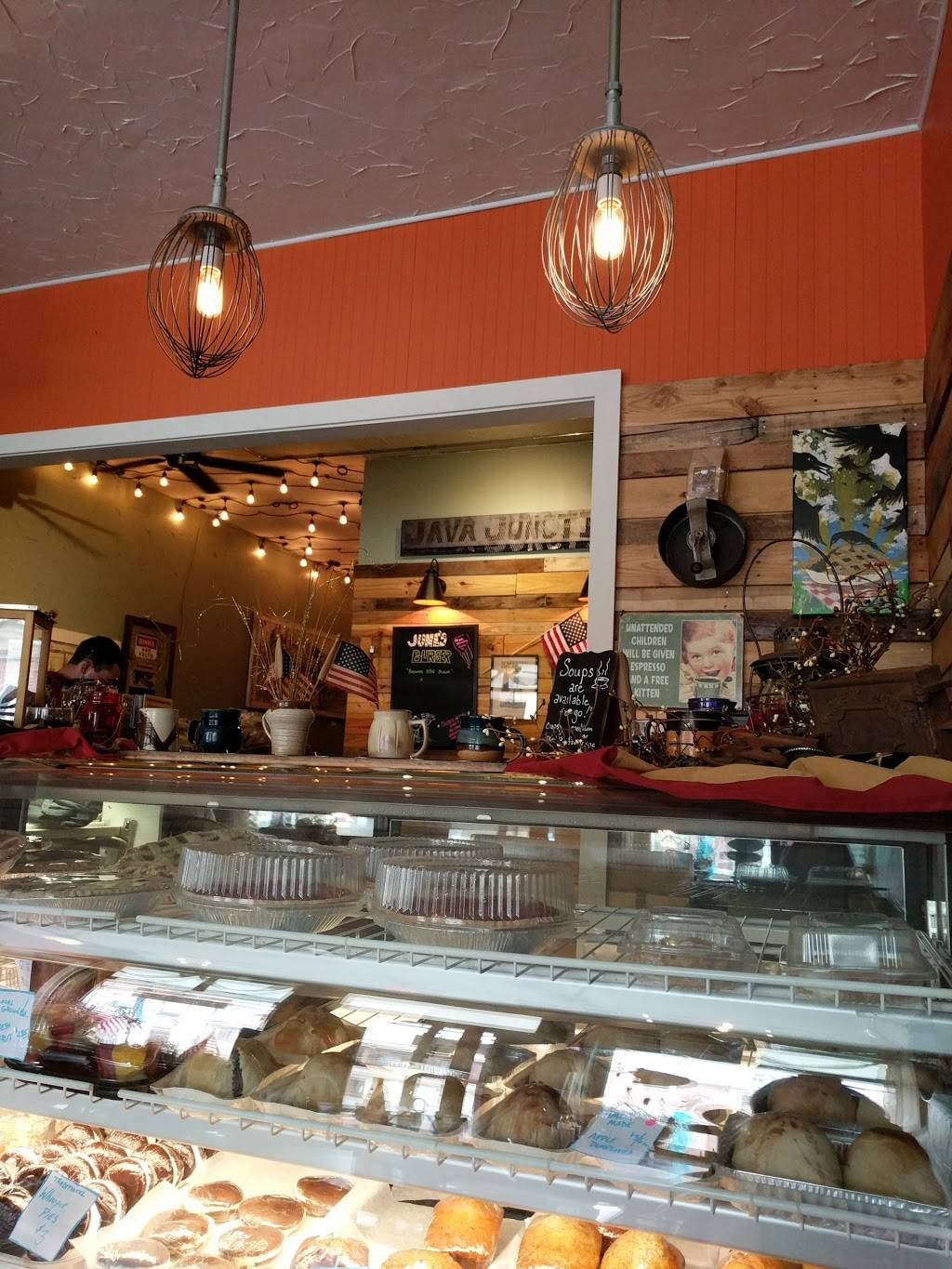Java Junction | bakery | 9 E Main St, Strasburg, PA 17579, USA | 7176793600 OR +1 717-679-3600