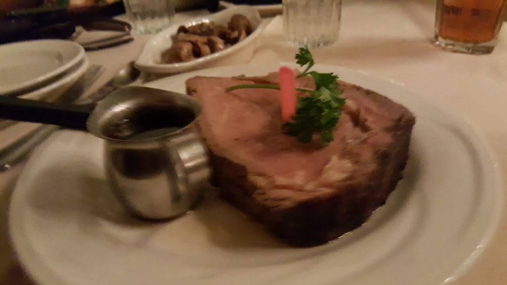 Haub House | restaurant | 101 E Haub St, Haubstadt, IN 47639, USA | 8127686462 OR +1 812-768-6462