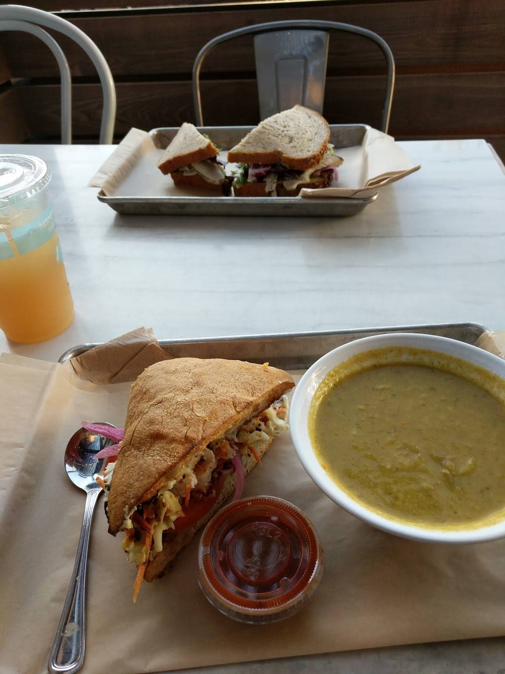 Mendocino Farms | meal takeaway | 8795 Villa La Jolla Dr, La Jolla, CA 92037, USA | 8587318130 OR +1 858-731-8130