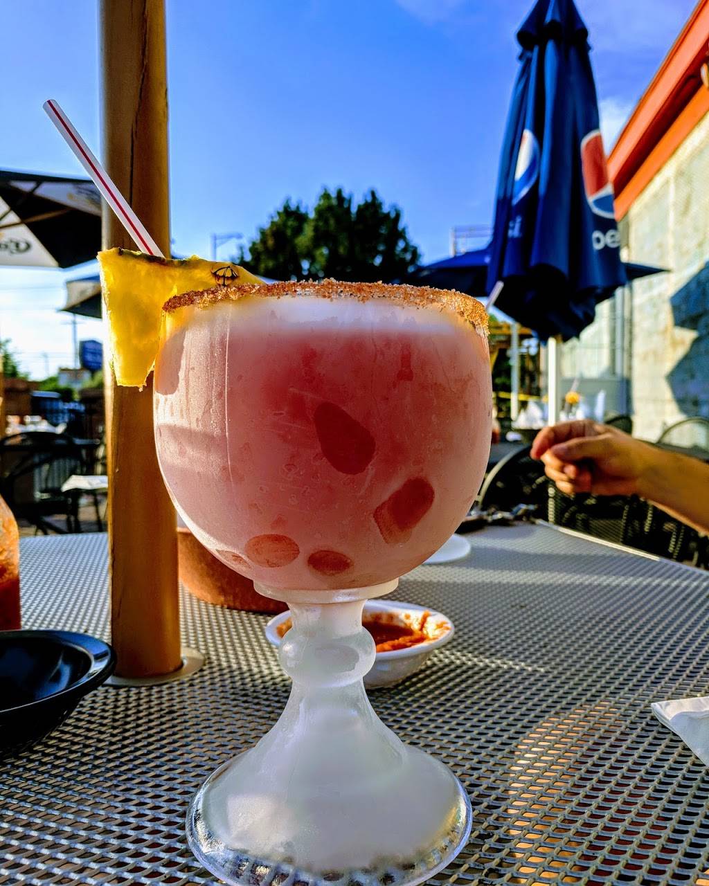 La Casita | restaurant | 1355 Bethel Rd, Columbus, OH 43220, USA | 6144570823 OR +1 614-457-0823