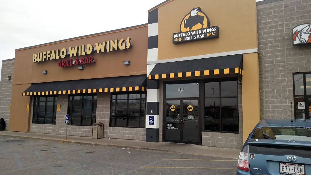 Buffalo Wild Wings | meal takeaway | 1819 West Stewart Ave, Wausau, WI 54401, USA | 7158459464 OR +1 715-845-9464