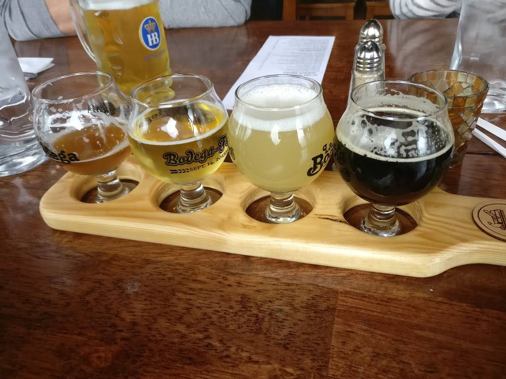 West Berlin | restaurant | 4133 Mountain View Dr, Anchorage, AK 99508, USA | 9072777600 OR +1 907-277-7600