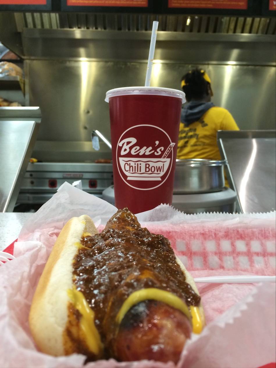Bens Chili Bowl | restaurant | 1725 Wilson Blvd, Arlington, VA 22209, USA | 5713121091 OR +1 571-312-1091