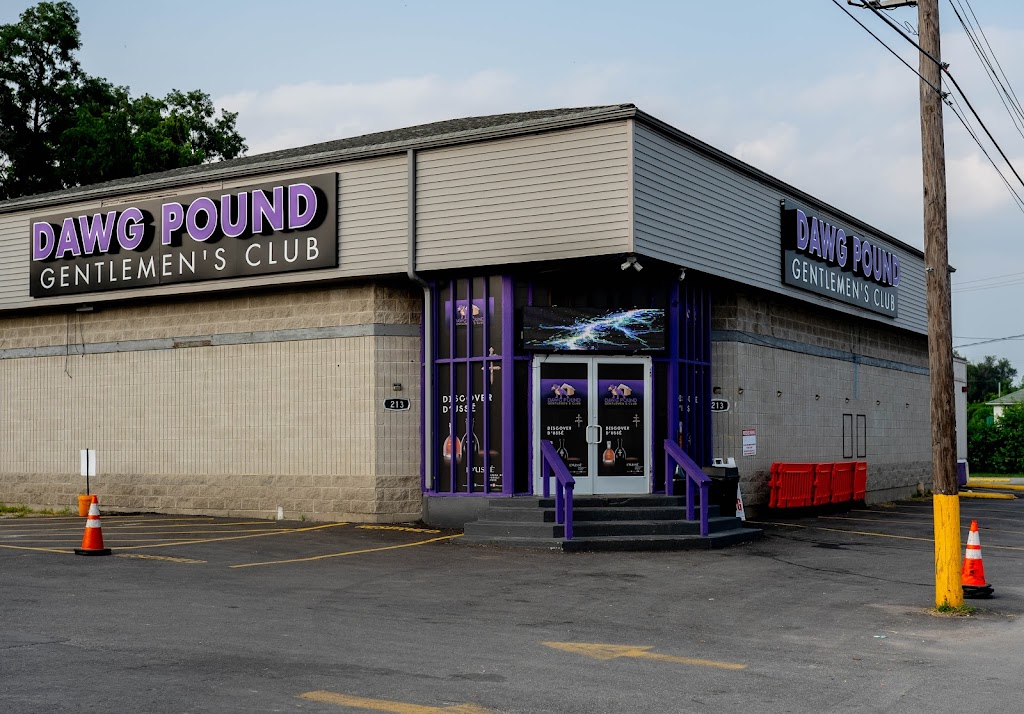 Dawg Pound Gentlemens Club | restaurant | 213 Madison St, Brooklyn, IL 62059, USA | 3144946622 OR +1 314-494-6622