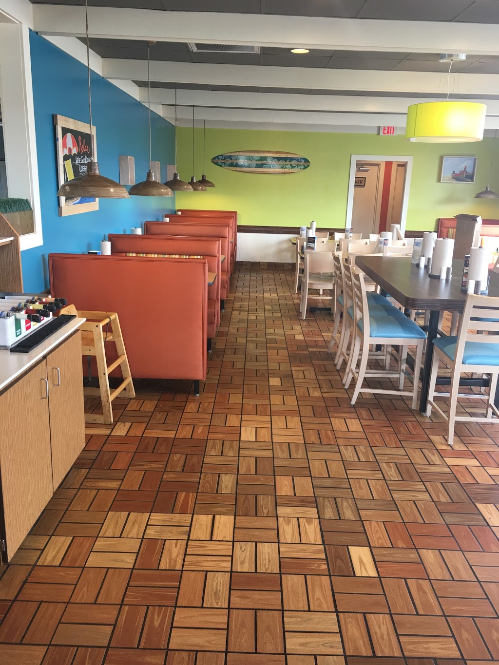 Captain Ds | restaurant | 2134 MS-15 N, Laurel, MS 39440, USA | 6014255014 OR +1 601-425-5014