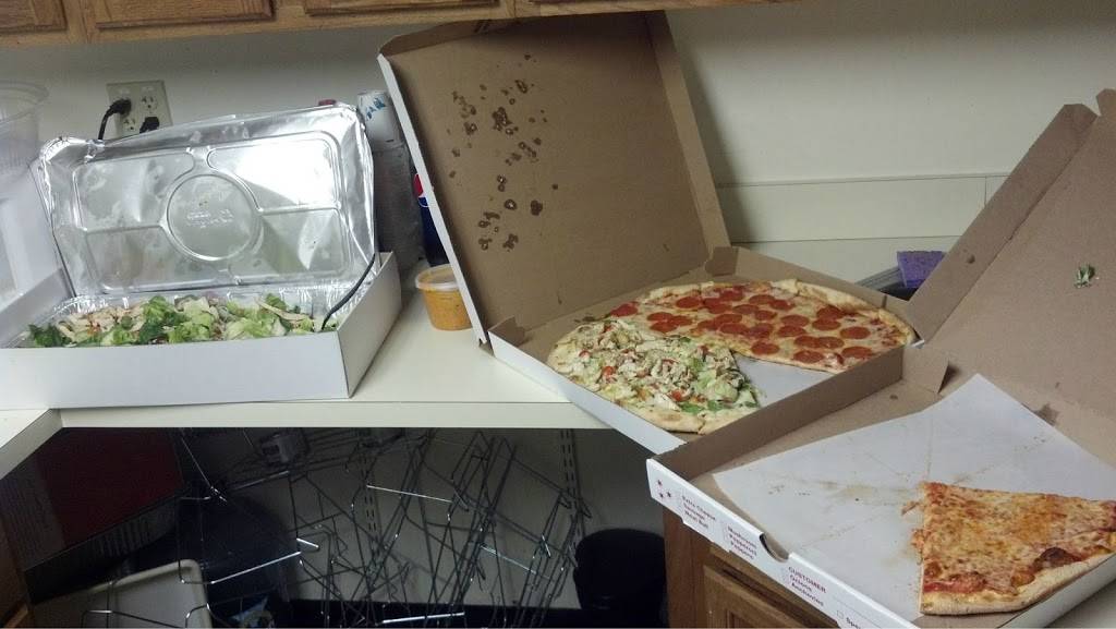 Romeos Restaurant & Pizzeria | restaurant | 8 S Main St, Marlboro Township, NJ 07746, USA | 7324312424 OR +1 732-431-2424