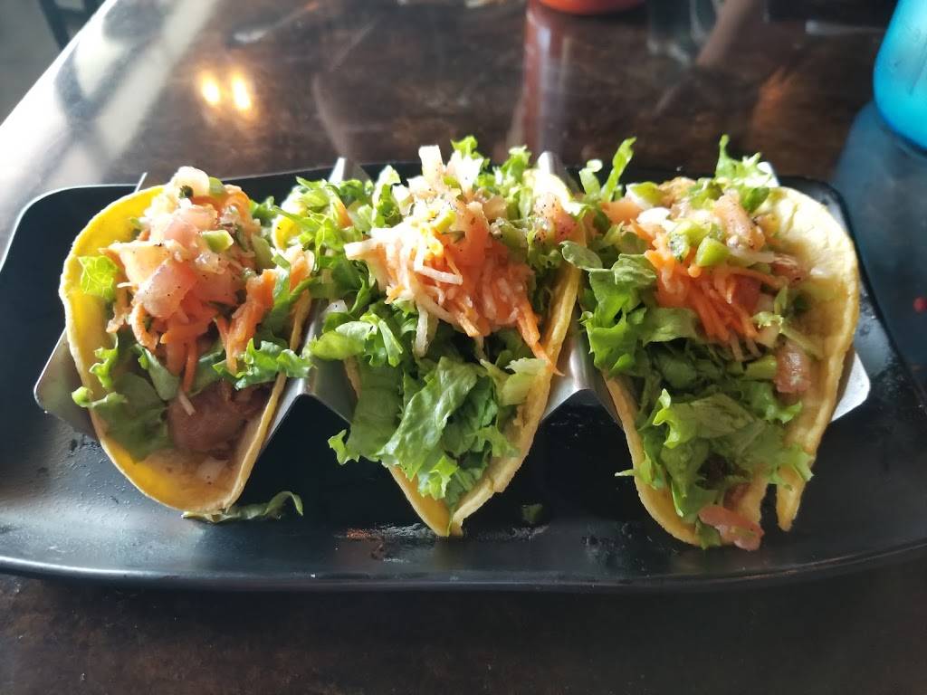 DaLat Vietnamese Restaurant and Bar | restaurant | 2537 N Fitzhugh Ave, Dallas, TX 75204, USA | 2148273200 OR +1 214-827-3200