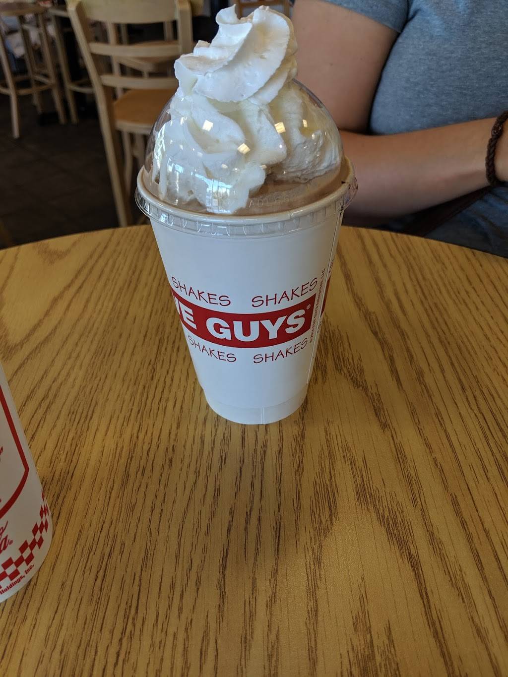 Five Guys | meal takeaway | 1870 Marketplace Dr, Burlington, WA 98233, USA | 3607578677 OR +1 360-757-8677