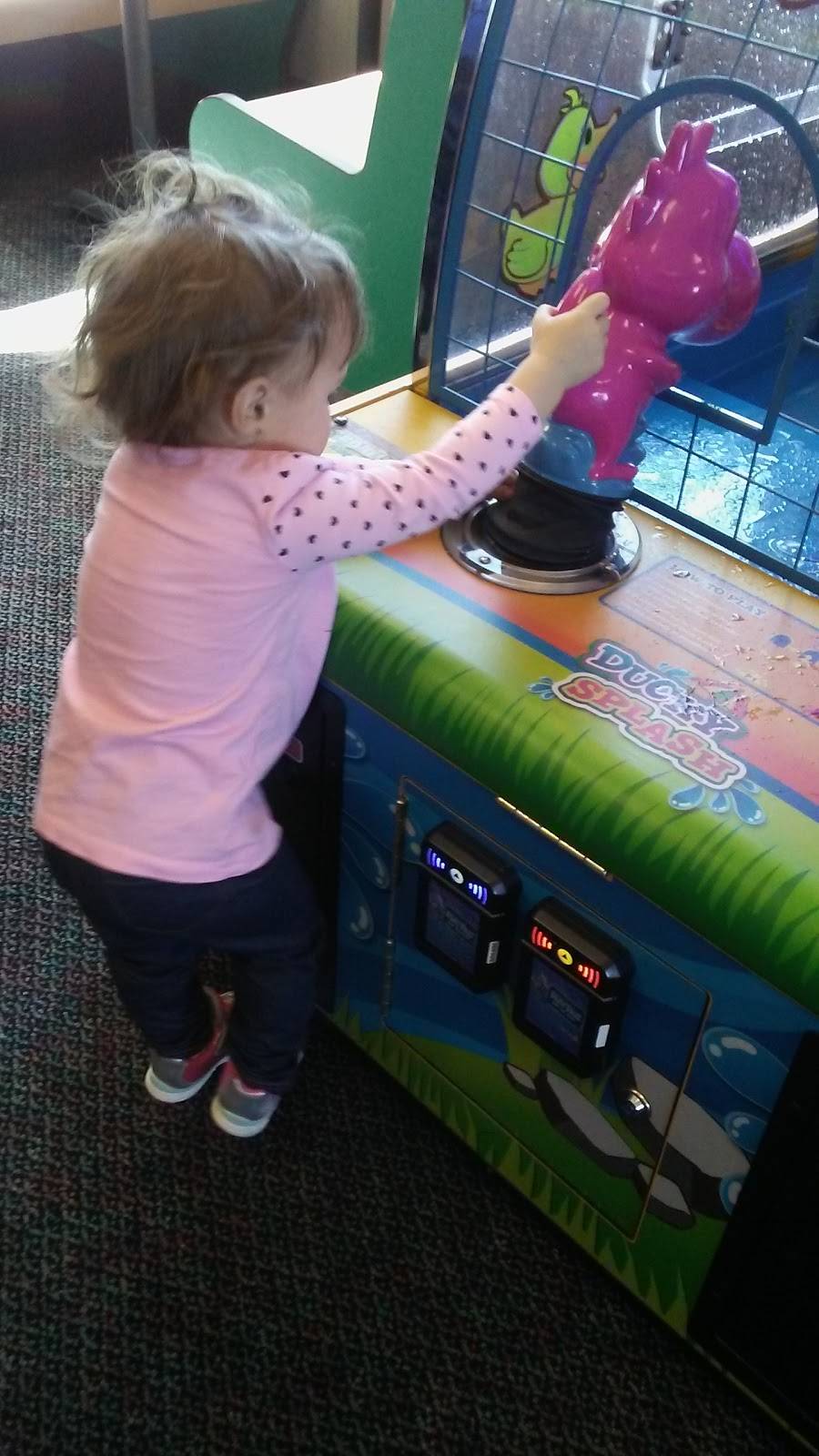 Chuck E. Cheese | restaurant | 201 E Auburn Rd, Rochester Hills, MI 48307, USA | 2482994540 OR +1 248-299-4540