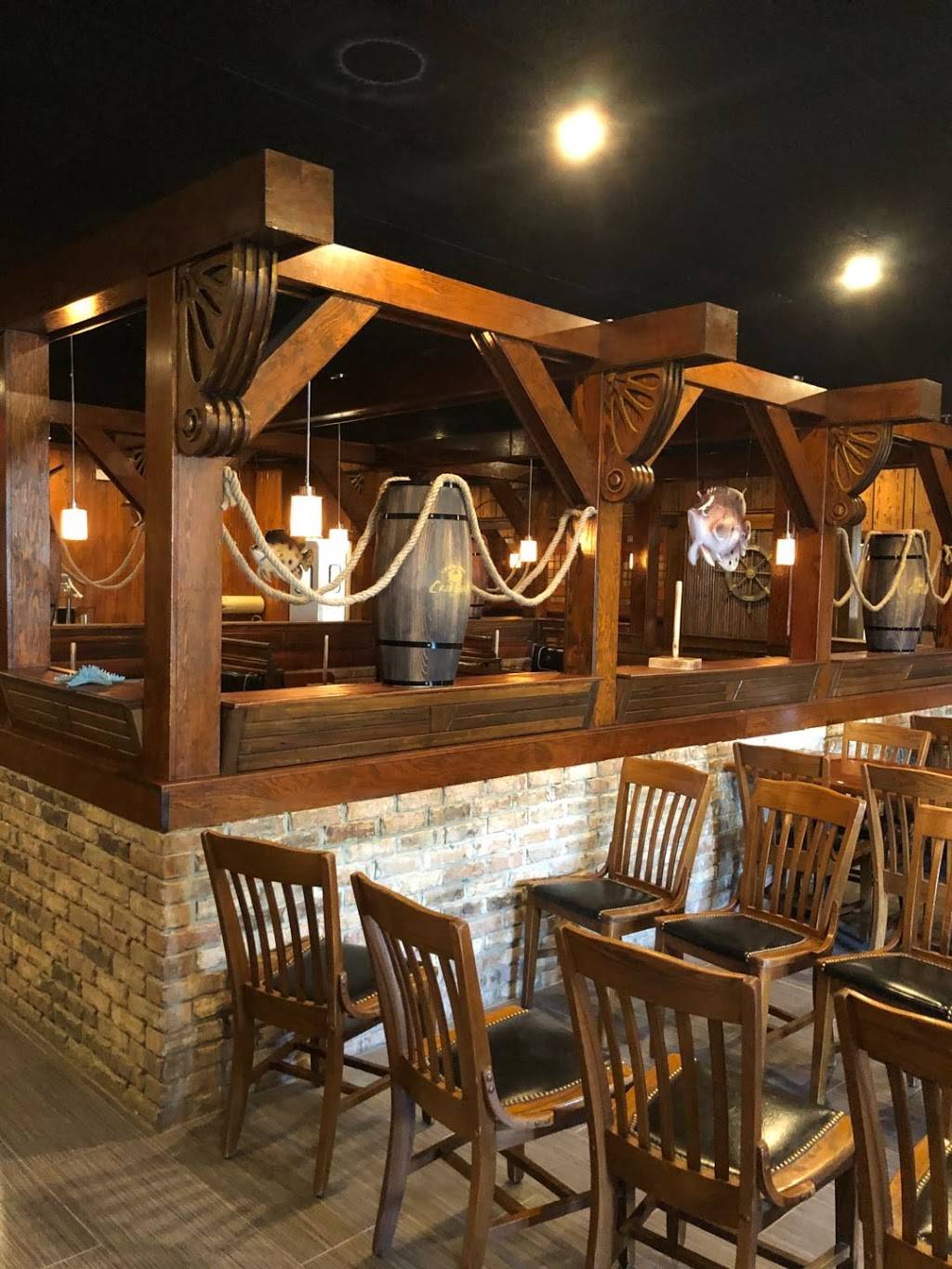 Crystal Cove Crab Shack | restaurant | 2600 34th St N, St. Petersburg, FL 33713, USA | 7278002322 OR +1 727-800-2322