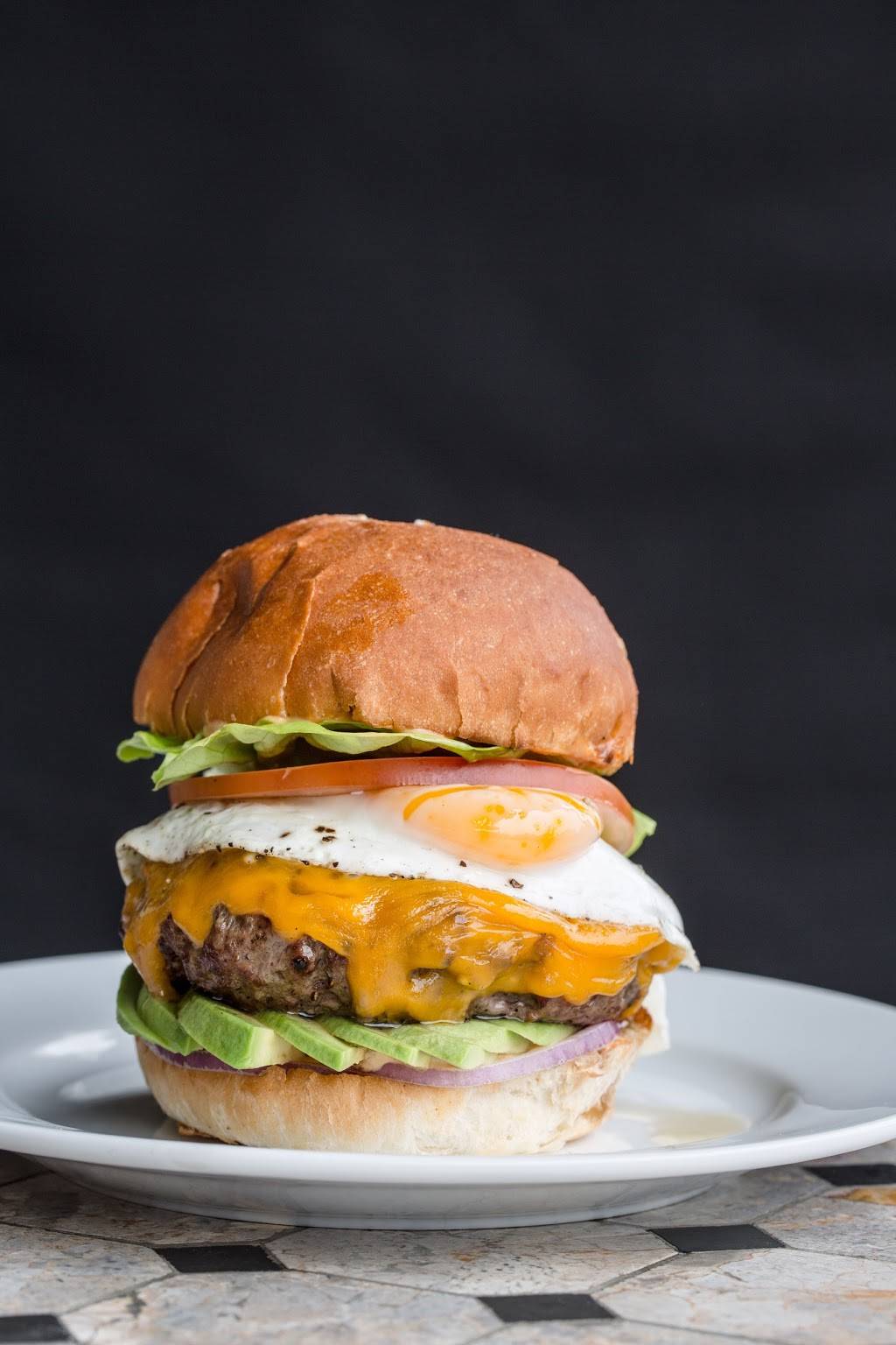 Craft Burger | restaurant | 300 Carlsbad Village Dr Suite 120, Carlsbad, CA 92008, USA | 7604537974 OR +1 760-453-7974