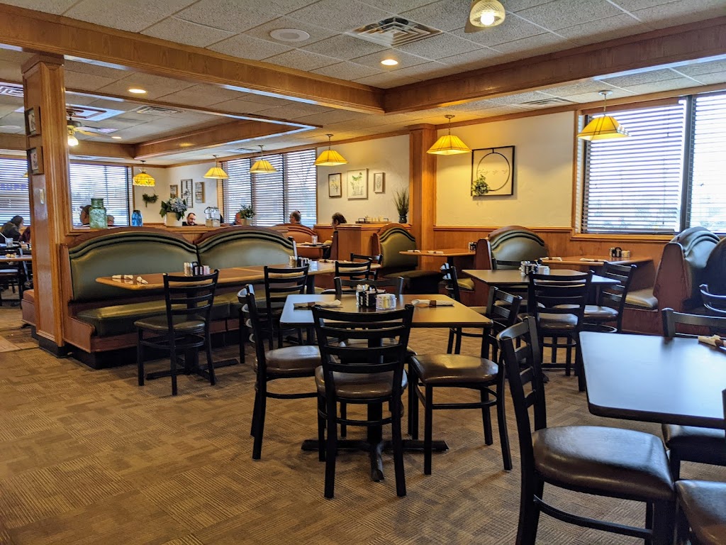 White alps | restaurant | 405 W Liberty St, Wauconda, IL 60084, USA | 8478653100 OR +1 847-865-3100