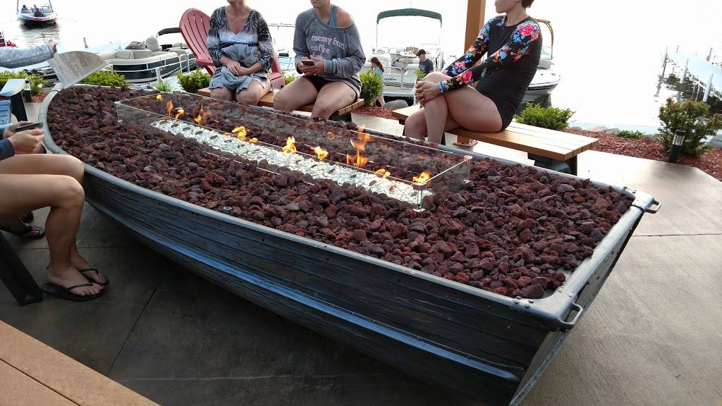 Props Landing Waterfront Grille | restaurant | 9971 N Grand Pines Ln, Hayward, WI 54843, USA | 7159151111 OR +1 715-915-1111