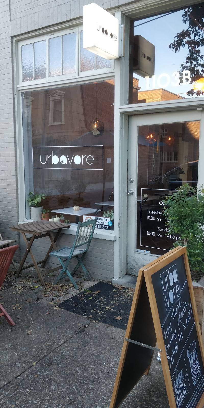 Urbavore | restaurant | 1103 Church St, Lynchburg, VA 24504, USA | 4348512727 OR +1 434-851-2727