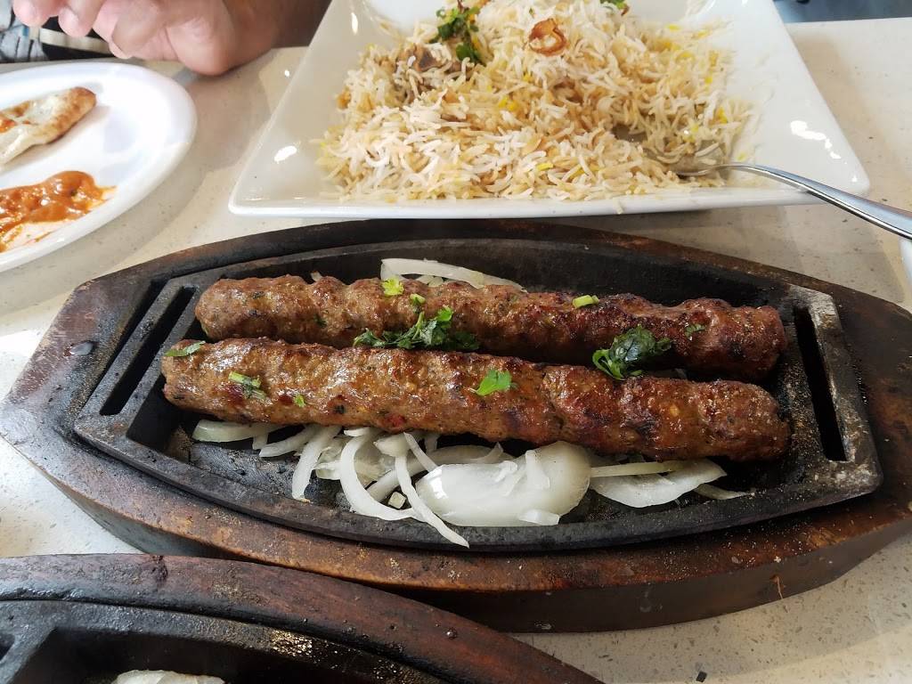 BarBQ Tonite Restaurant | restaurant | 5165 Dixie Rd Unit 5, Mississauga, ON L4W 4G1, Canada | 9052829868 OR +1 905-282-9868