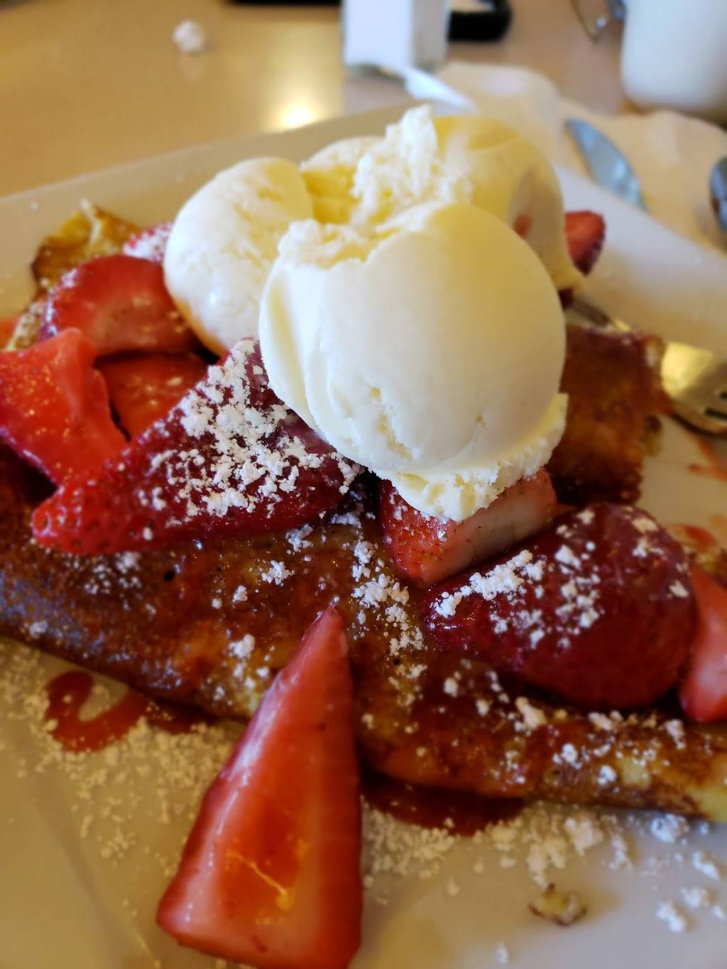 Elmers Restaurant (40th & Andresen, Vancouver, WA) | restaurant | 7105 NE 40th St, Vancouver, WA 98661, USA | 3602601008 OR +1 360-260-1008